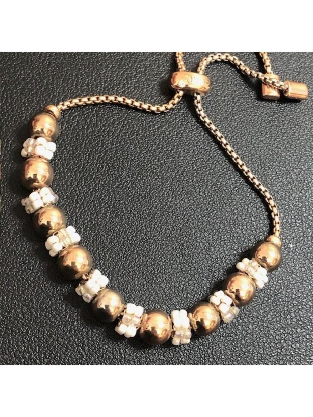 B1571 KC Kenneth Cole Gold Tone Beaded Bolo Bracelet Adjustable White beaded